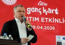 Bakan Bak: Gençlerimizi, çocuklarımızı dijital dünyadan, kötü alışkanlıklardan uzak tutmamız lazım