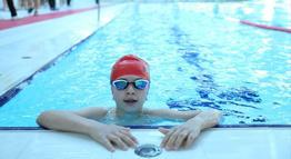 Osmangazi Belediyesi’nden 23 Nisan’a özel yüzme şenliği