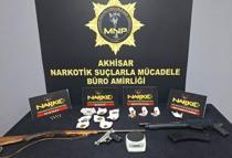 Akhisar’daki narkotik operasyonlarında bir ayda 17 tutuklama