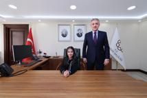 Mardin Valisi Akkoyun, makamını Ela Naz’a devretti