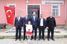 1 öğretmen 1 öğrencili okulda 23 Nisan kutlaması