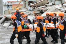 İzmir'de 'afeti' çocuklar yönetti