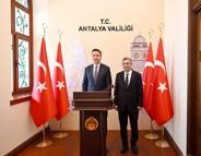 Bakan Bayraktar’dan Antalya Valiliğine ziyaret