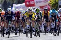 Cumhurbaşkanlığı Türkiye Bisiklet Turu Çeşme-Selçuk etabıyla başladı