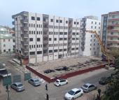 Diyarbakır’da ağır hasarlı bina kontrollü yıkıldı