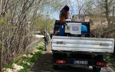 Belediye ekipleri, ilaçlama çalışması yaptı