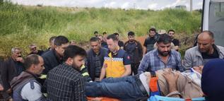 Mardin’de şarampole devrilen kamyonun şoförü yaralandı