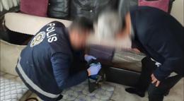 Borçlar ödenmesine rağmen tehditle para almaya devam eden tefecilere operasyon: 2 tutuklama