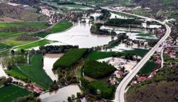 Tokat'ta su altında kalan tarım arazileri dronla görüntülendi