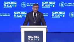 Cevdet Yılmaz, 'Adım Adım El Ele: Bağımlılıkla Mücadele Hareketi Programı'nda konuştu