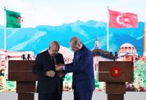Cumhurbaşkanı Erdoğan, Cezayir Cumhurbaşkanı Tebbun'u resmi törenle karşıladı (3)