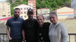 Dereye düşen Eslem’i kurtaranlar canlarını hiçe saymış