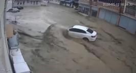 Samsun Havza’daki selin ilk anları kamerada