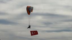 Bodrum semalarında ay yıldızlı 19 Mayıs kutlaması