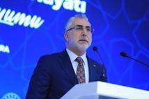 Bakan Işıkhan: Teknoloji, insanı güçlendiren bir araç olmalıdır
