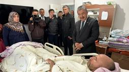 Baktığı geyiğin saldırısına uğrayan 38 yıllık çoban, 2,5 senedir yatağa bağımlı yaşıyor