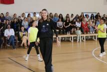 Meryem Boz, kadın hükümlü ve tutuklularla bir araya geldi