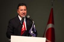 Kıyı Belediyeler Birliği Başkanlığı'na yeniden Ahmet Aras seçildi