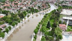 Tokat'ta taşkın riskine karşı dev kayalarla 9 kilometrelik set çekildi