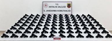 Serik'te ruhsatsız silah operasyonu