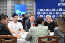 Dijital pazaryerleri Bursa iş dünyasıyla bir araya geldi