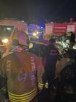 Hatay'da otomobiller çarpıştı: 2'si çocuk 6 yaralı