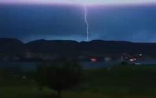 Hasankeyf’te şimşekler geceyi aydınlattı