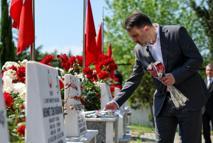 Başkan Vekili Şahin Biba’dan şehitlik ve esnaf ziyareti