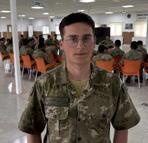 Bayramı kışlada karşılayan Mehmetçik, komutan ve silah arkadaşlarıyla bayramlaştı / Ek fotoğraflar