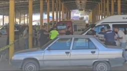 Otomobile silahlı saldırı: 1 ölü, 1 ağır yaralı
