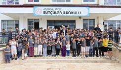 Kocagöz, okul ziyaretinde talepleri yerinde çözdü