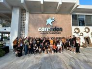 Hull City taraftarları tatil için Antalya’ya geldi