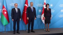 Türkiye-Azerbaycan-Gürcistan Üçlü Dışişleri Bakanları Toplantısı İstanbul'da başladı