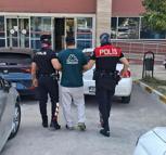 Manisa'da, 60 yıl hapisle aranan firari hükümlü yakalandı
