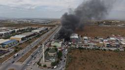 Konya'da yatak fabrikasında yangın; 1 itfaiye eri şehit oldu