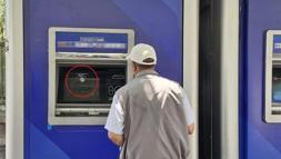 Diyarbakır’da bir bankaya ait 2 ATM kurşunlandı