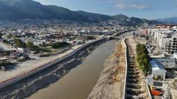 Asi Nehri Taşkın Koruma Tesisi inşaatında çalışmalar devam ediyor