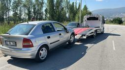 Otomobille çarpışan motosikletin sürücüsü ağır yaralandı