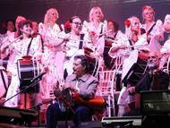 Tekirdağ Kiraz Festivali’nde Burhan Öçal, sahne aldı