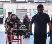 Park halindeki otomobile çarpan ATV'nin sürücüsü yaralandı