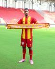 Göztepe Cherni’yi bırakmıyor