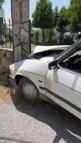Duvara çarpan otomobildeki 3 kişi yaralandı