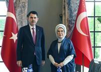 Emine Erdoğan, Bakan Kurum'u kabul etti