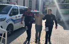 Interpol’ün kırmızı bültenle aradığı şüpheli Kütahya’da sahte kimlikle yakalandı