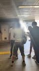 Şişli’de metrobüs istasyonunda gizlice kadın fotoğrafı çeken şüpheliye vatandaş müdahale etti