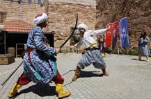 Türk kılıçları Zindankapı'da çarpıştı