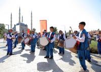 Kırkpınar Yağlı Güreşleri Festivali, geleneksel davul-zurna davetiyle başladı