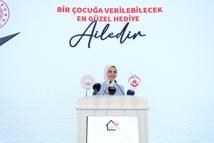 Bakan Göktaş: 11 bin 22 çocuğumuz 9 bin 277 koruyucu ailemizin yanında