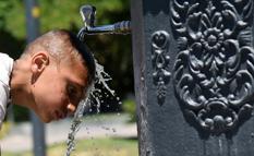 Antalya’da hava sıcaklığı 38 derece oldu, sahillerde yoğunluk yaşandı / Ek fotoğraflar