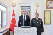 Vali Tuncay Akkoyun’dan Korgeneral Hulusi Sayın Kışlası’na ziyaret